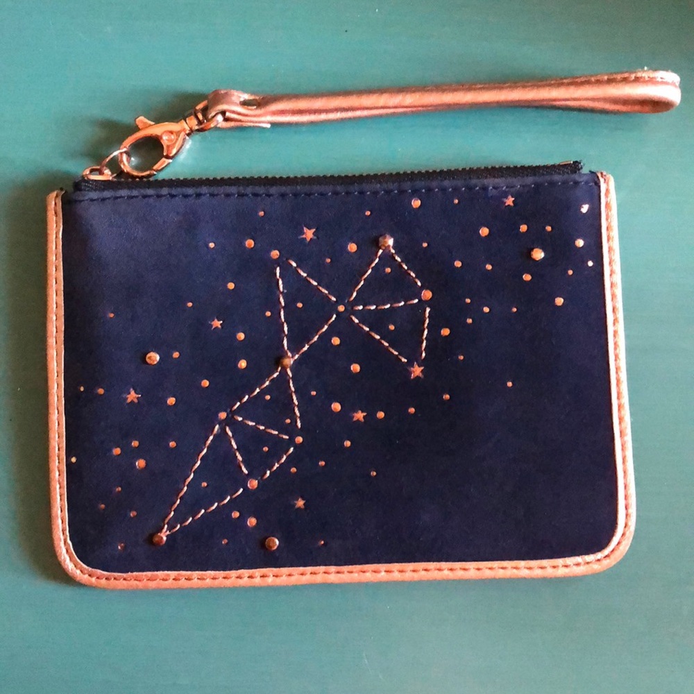 Fossil Astrology Star Wristlet 🌟